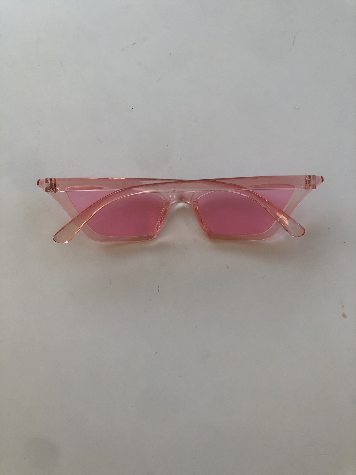 Pink Barbie glasses image indicator(2)
