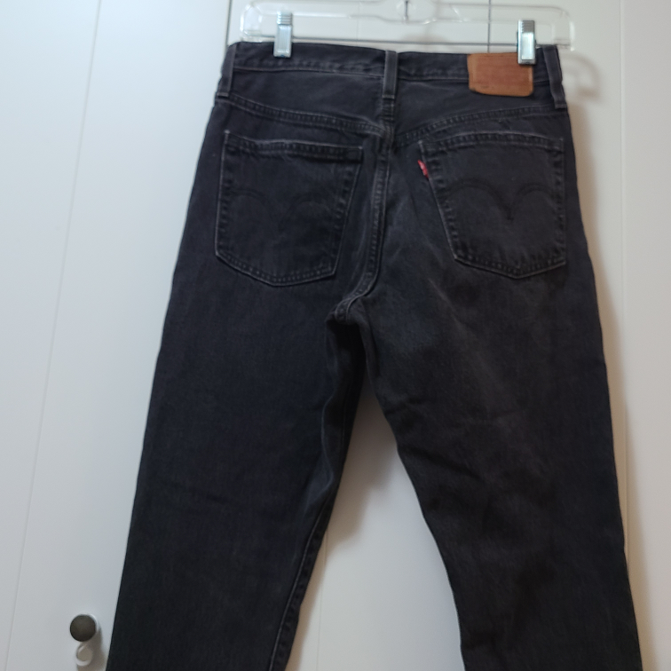 Levi's women's Jean 👖 image indicator(2)