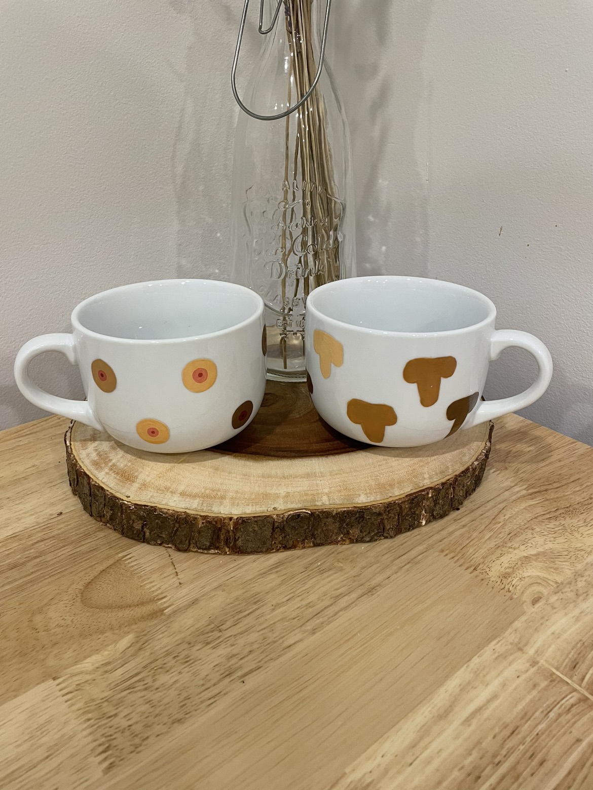 2 large mugs thumbnail