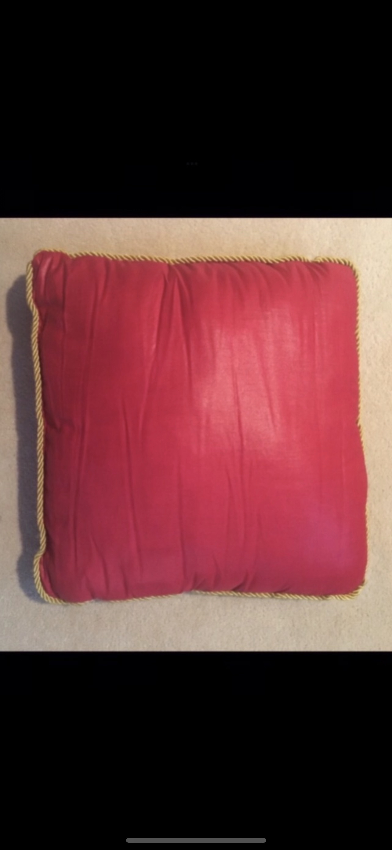 Christmas Cushions in excellent condition - photo 2