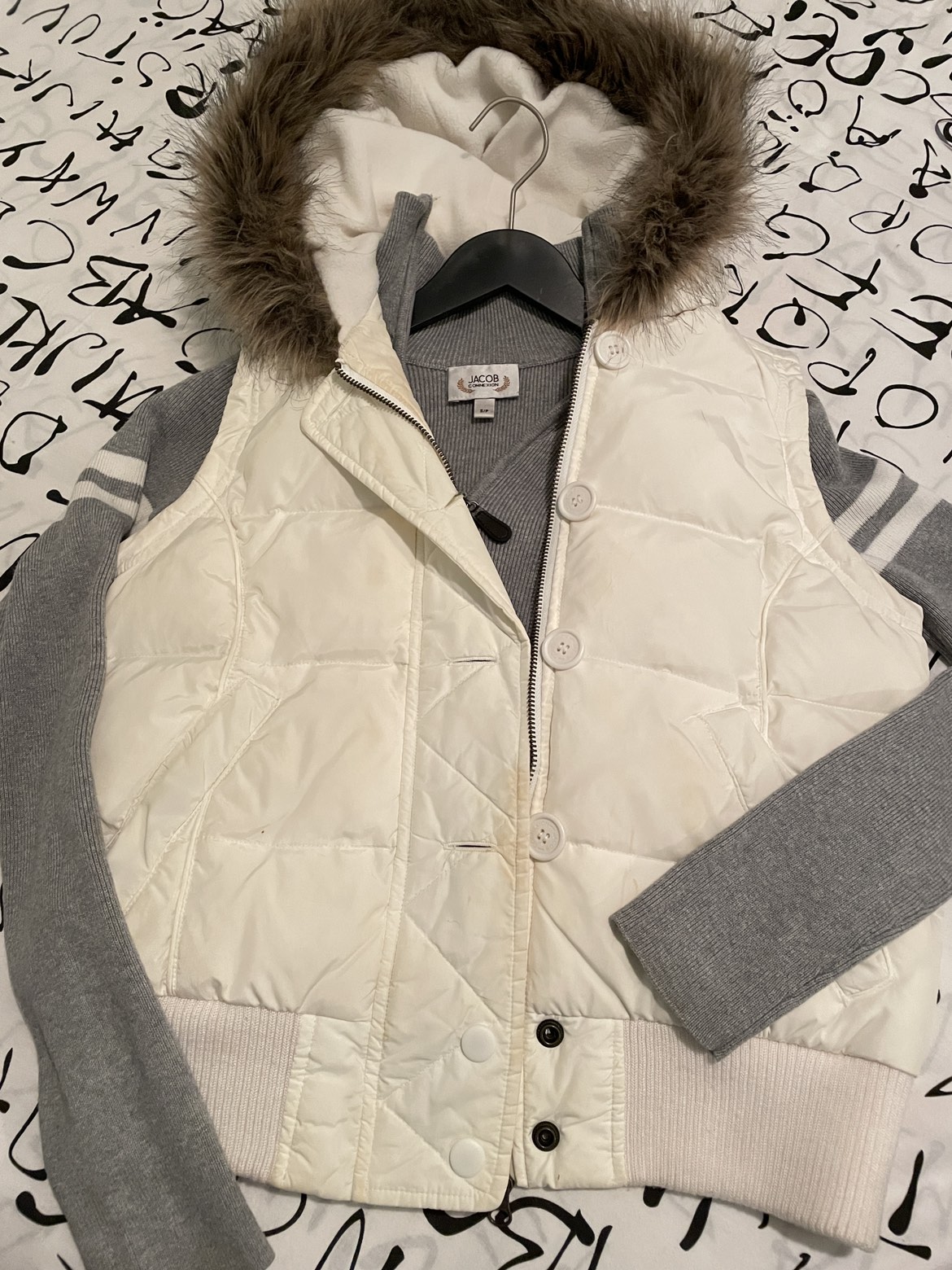 Grey color sweater ❄️ image indicator(2)