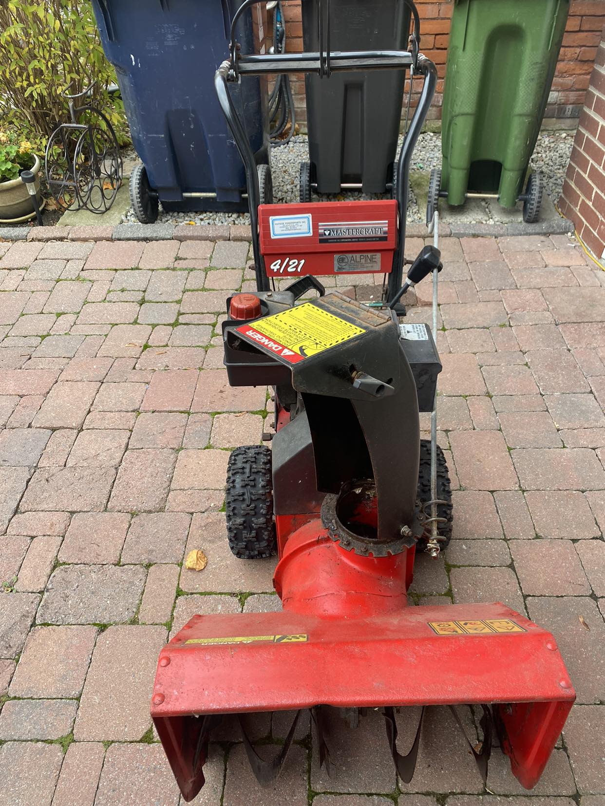 4HP 2 Stage Tecumseh Snowblower❄️ - photo 2