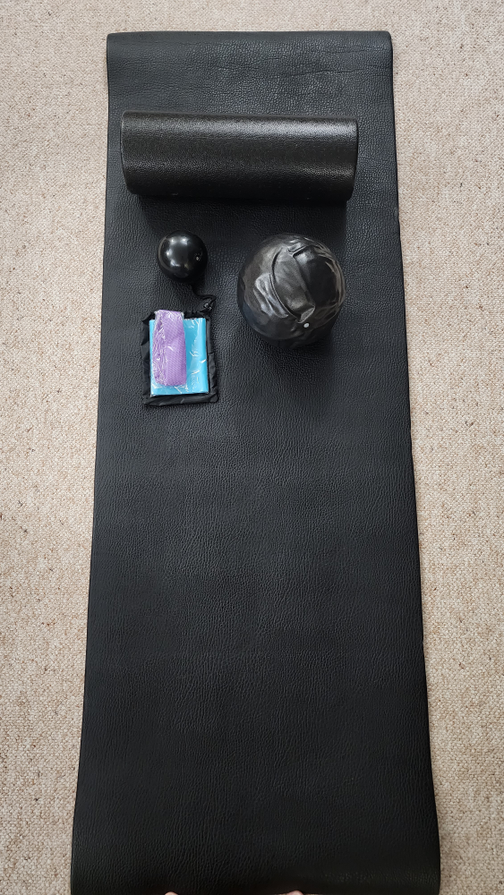 Yoga/Pilates Set - mat, toning ball, resistance band