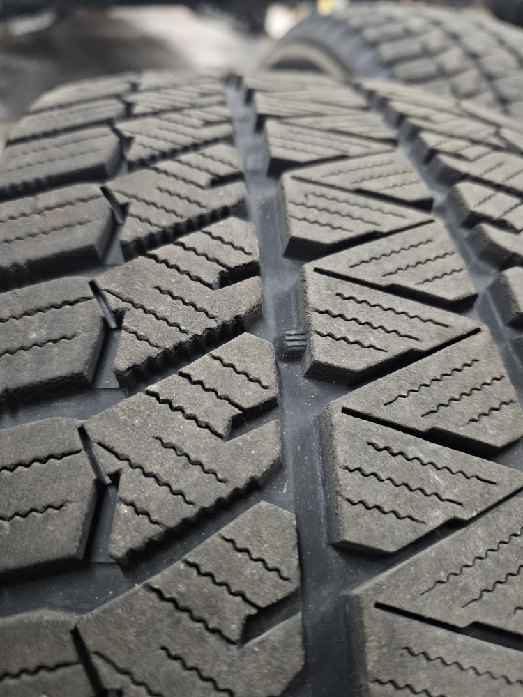 ⭐Bridgestone blizzak WS90 winter tire (19inch) x4  235/50R/19⭐ - photo 2