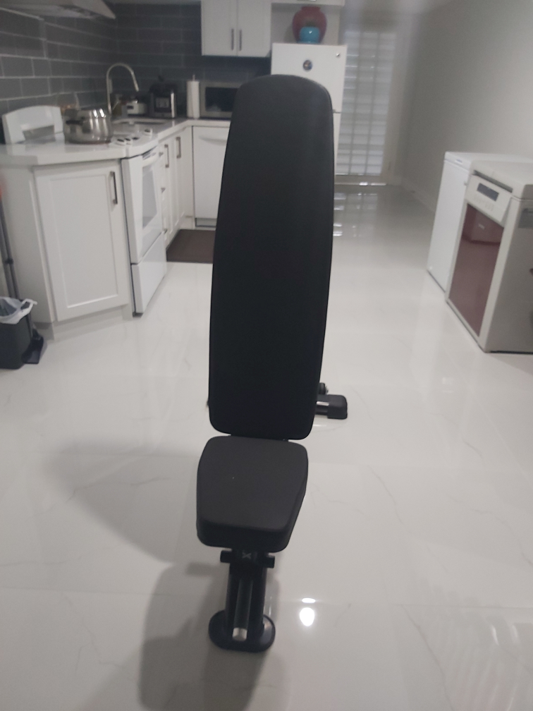 Adjustable Weightlifting Bench image indicator(2)