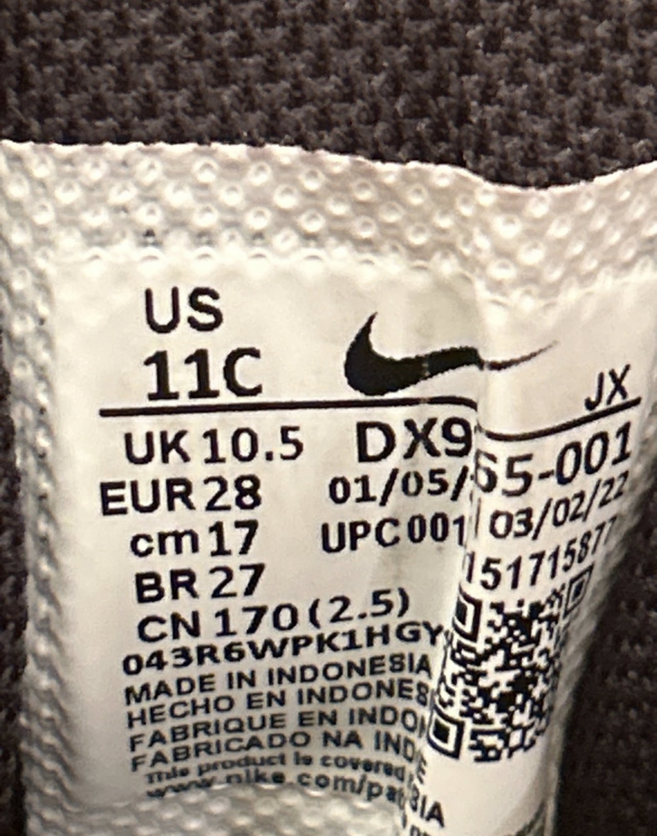 11C Little Kid’s Nike Vapormax Plus Black, Pink & Orange image indicator(3)