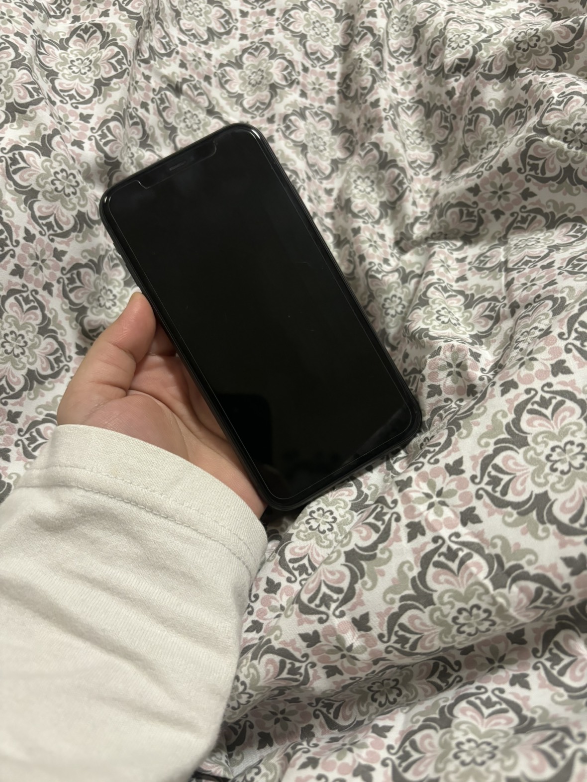 iPhone 11 (128GB) - photo 2