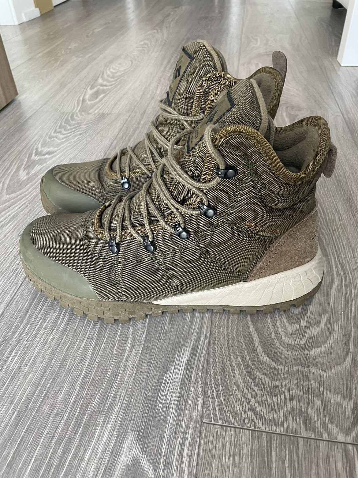 Columbia Men Winter Boots thumbnail