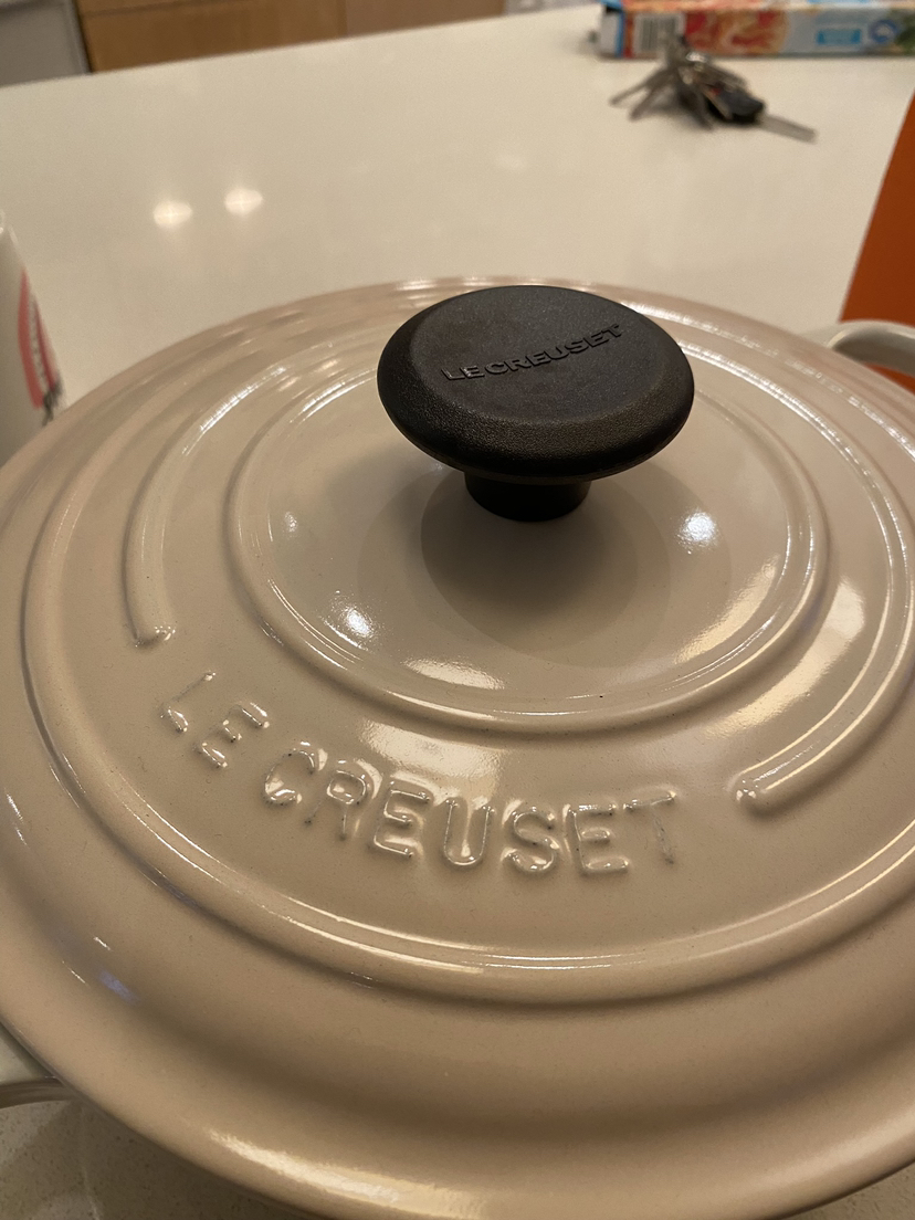 Round Cream Dutch Oven - 4.2 Liters 4.5 US Quart- 24cm-9.5” - photo 3