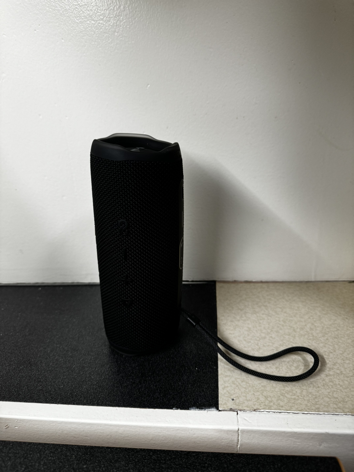 JBL flip 6 speaker - photo 2