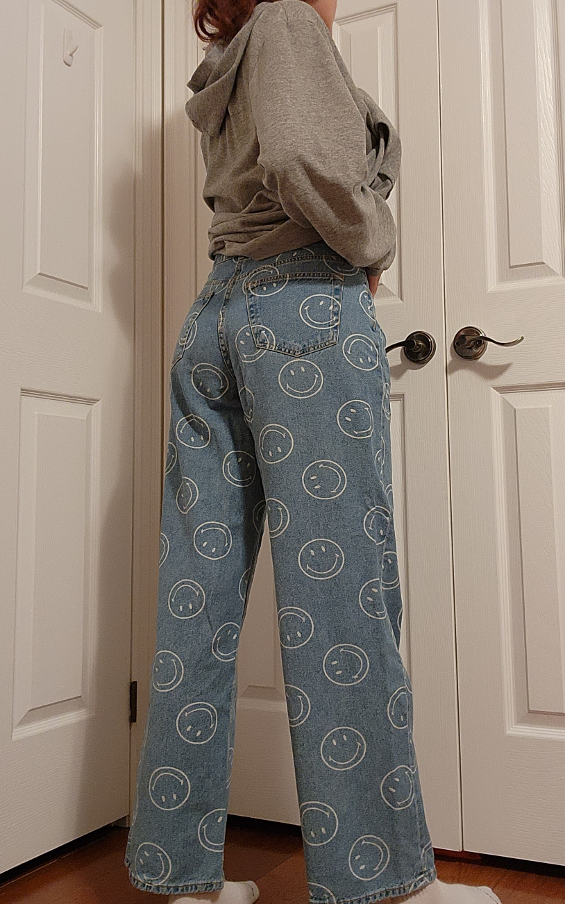 Smiley® x H&M jeans image indicator(2)