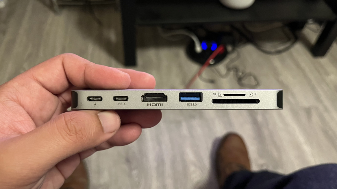Zmuipng MacBook Pro 8-in-2 dock - photo 2