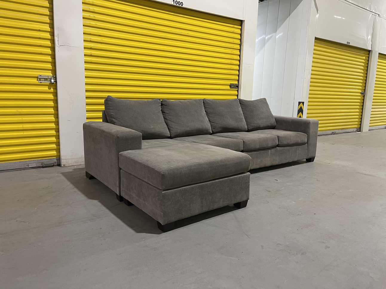 FREE DELIVERY | Big Comfy Reversible Sectional - photo 4