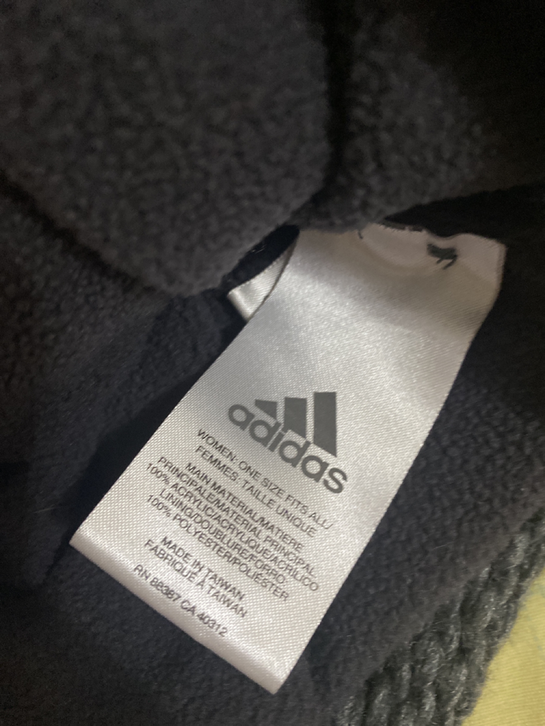 Free ❄️ Adidas Women’s Winter Beanie - photo 3