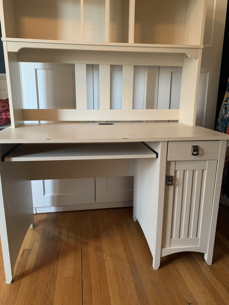 desk with hutch and pullout keyboard tray image indicator(6)