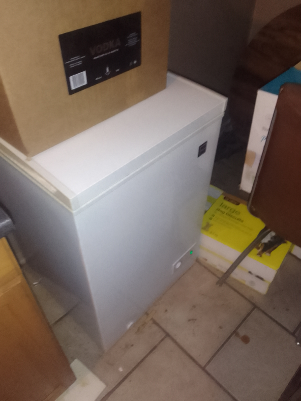 3.5 cubic feet deep freeze - photo 4