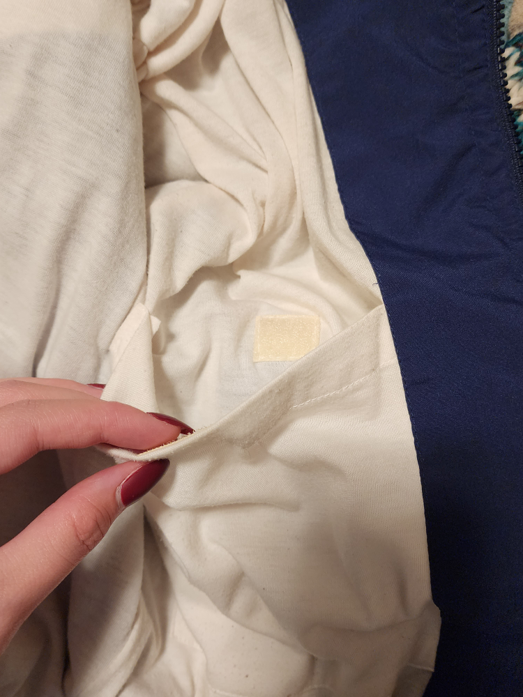 vintage windbreaker image indicator(9)