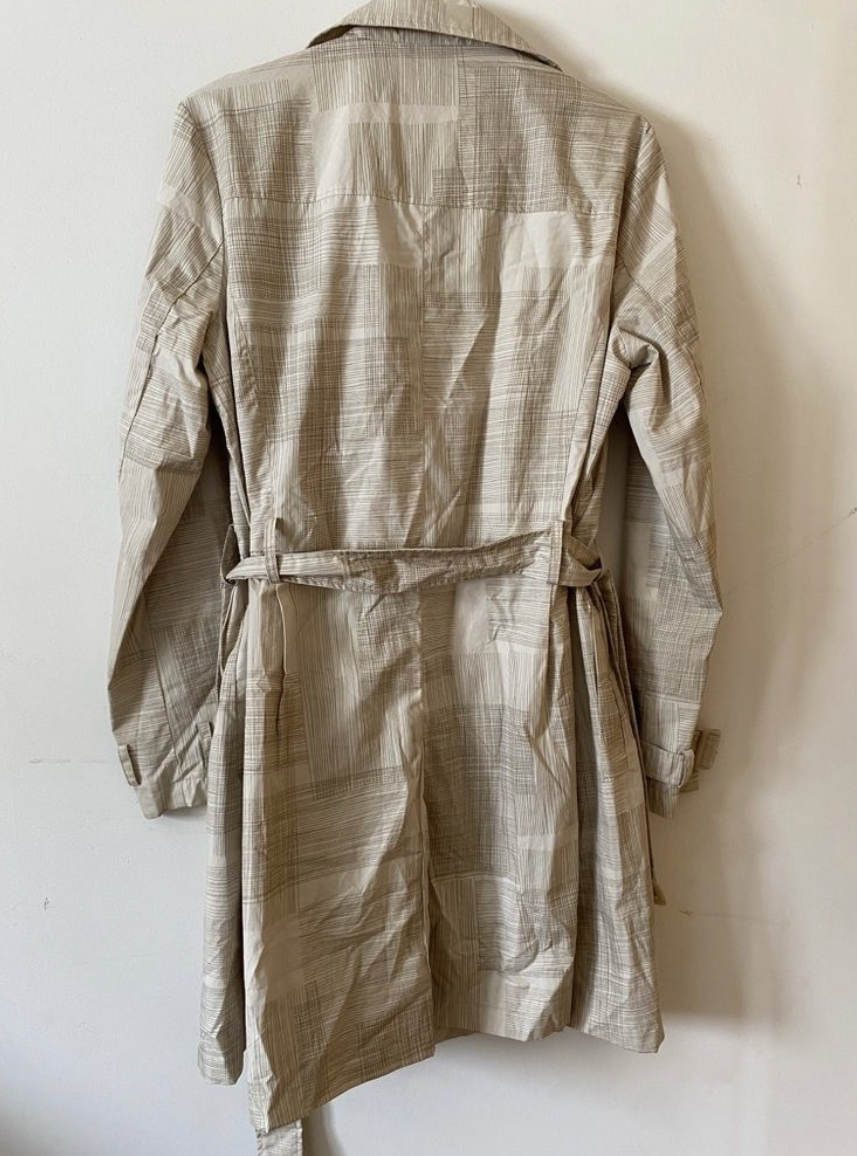 Denver Hayes trench style belted jacket, beige sz M image indicator(3)