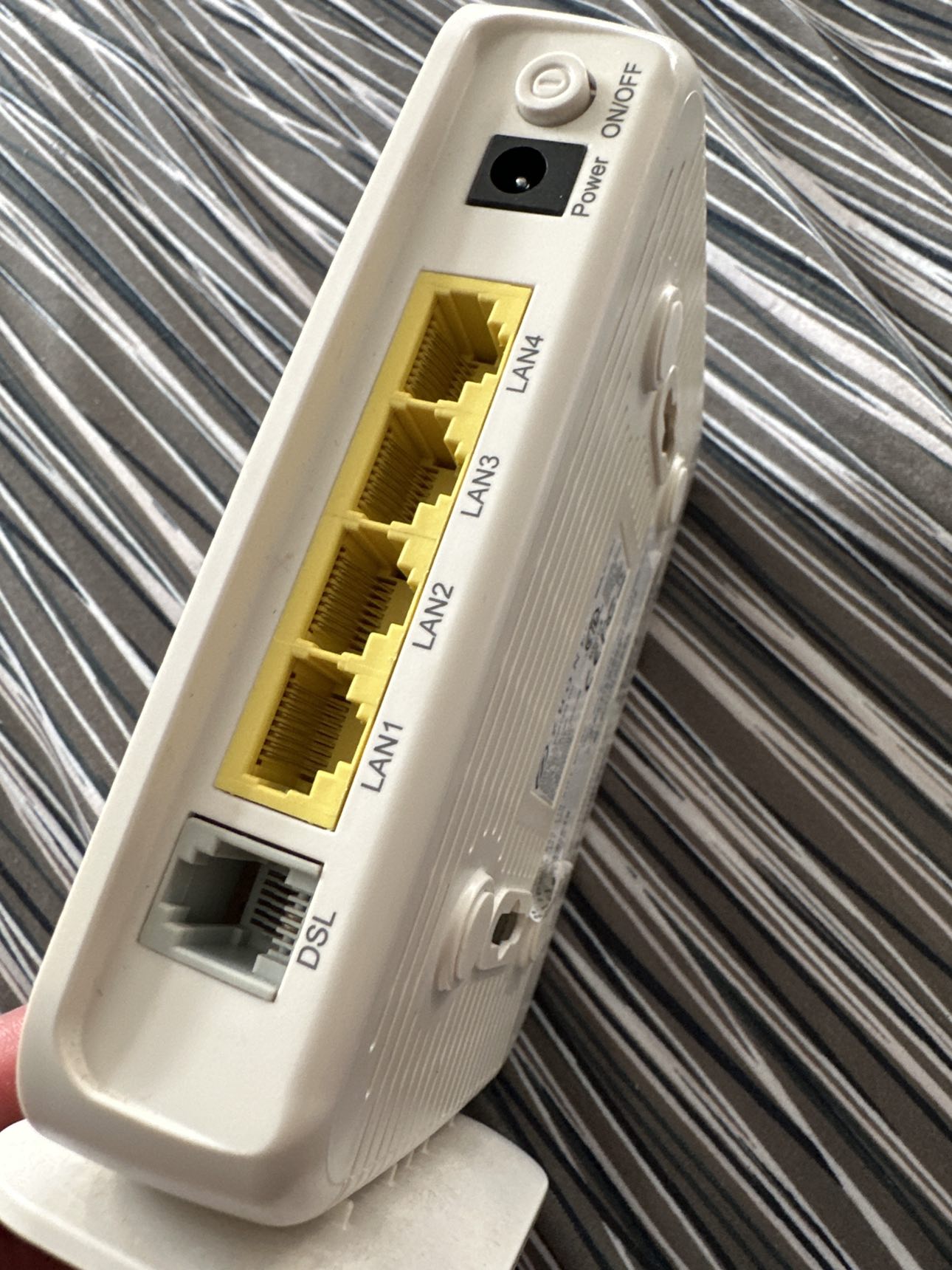 Port Router with WiFi 🏒 image indicator(2)