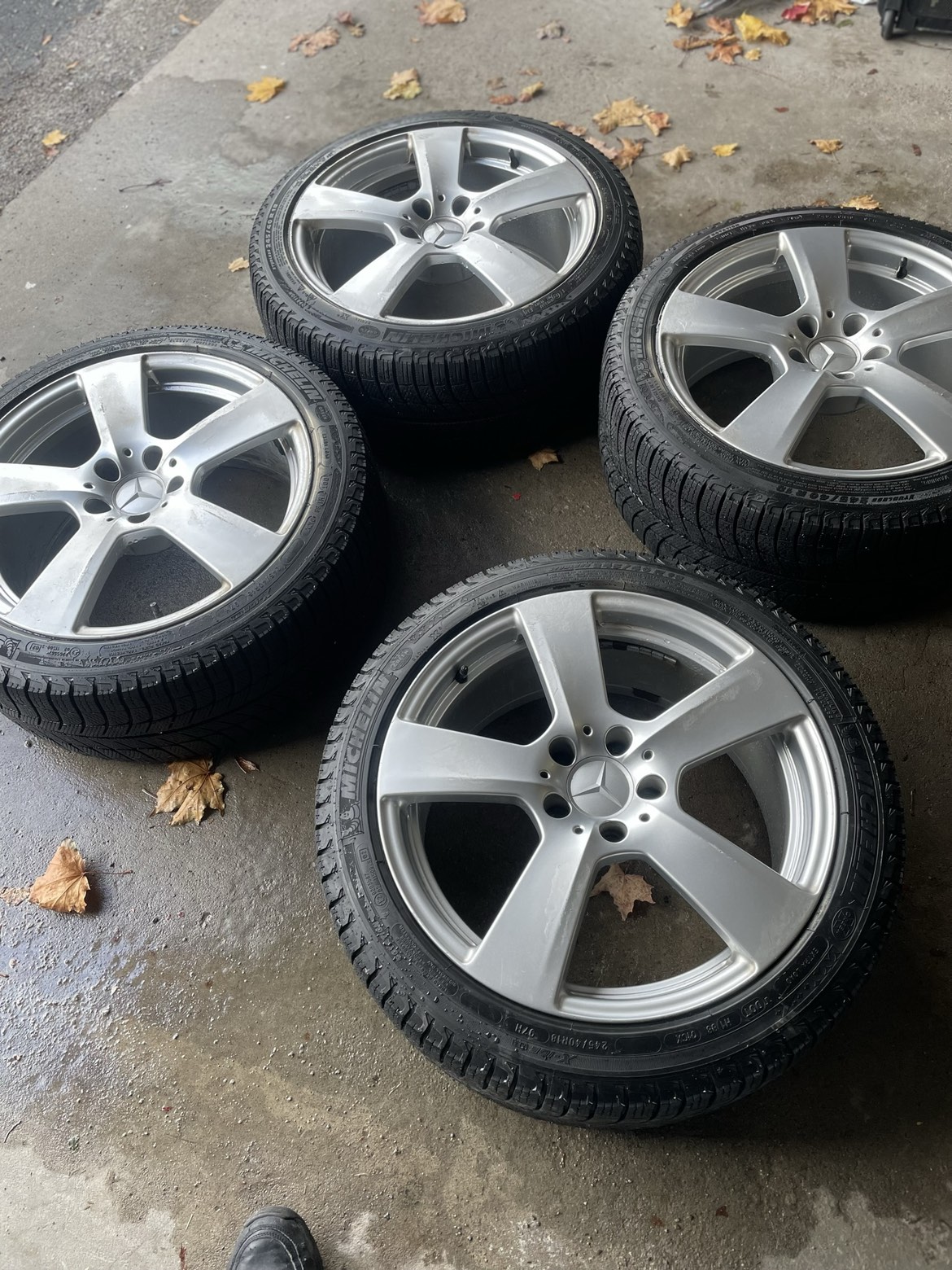 Winter is coming,ready to use Mercedes OE rims and tires 18 inch