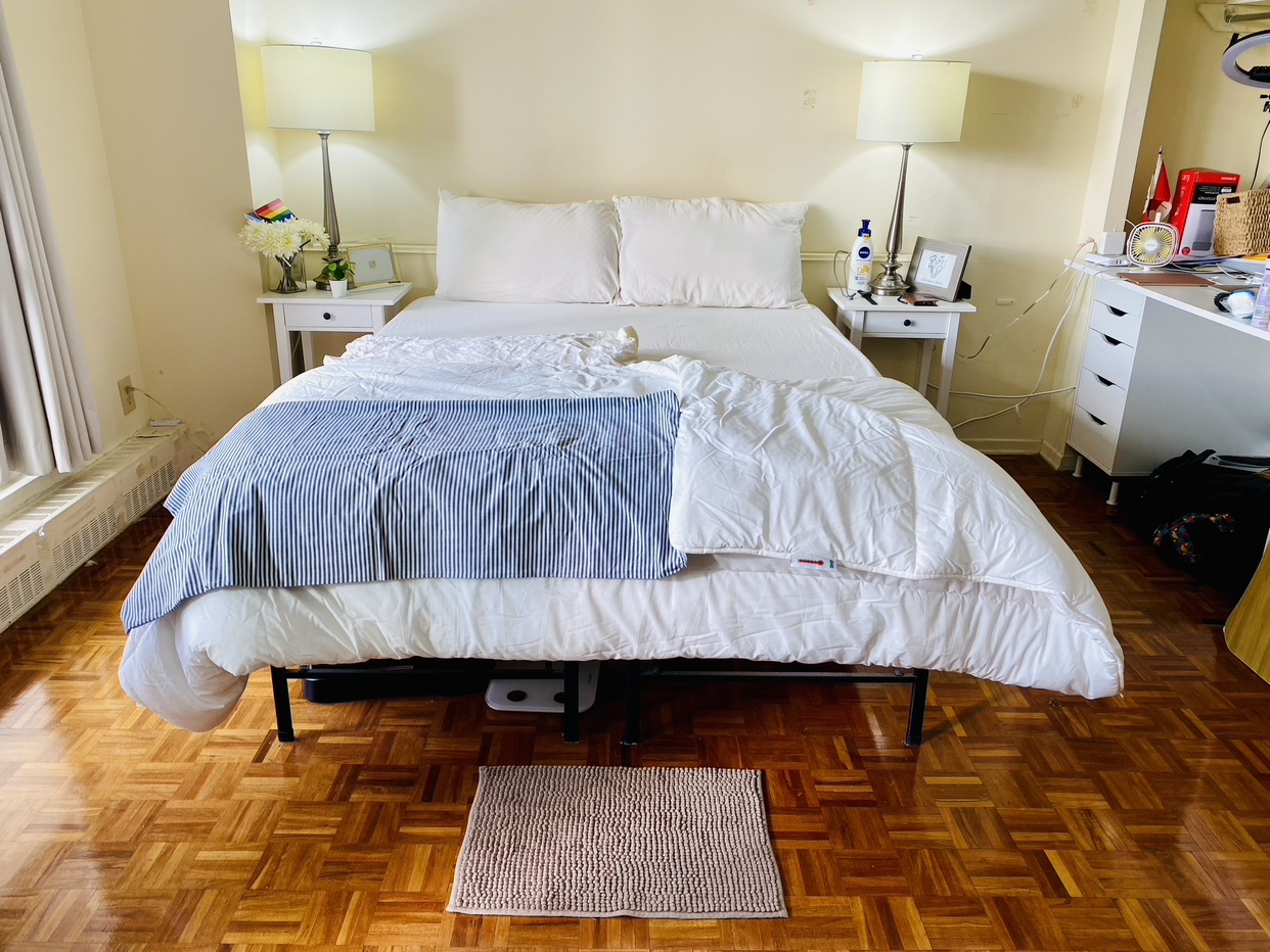 Queen (mattress+protector+bed-frame) +duvet +nightstand +lamps
