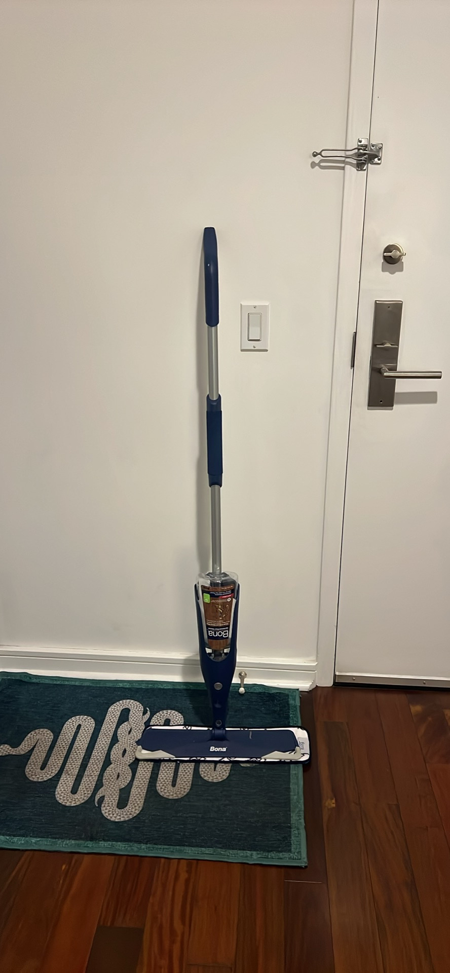Bona hardwood floor mop