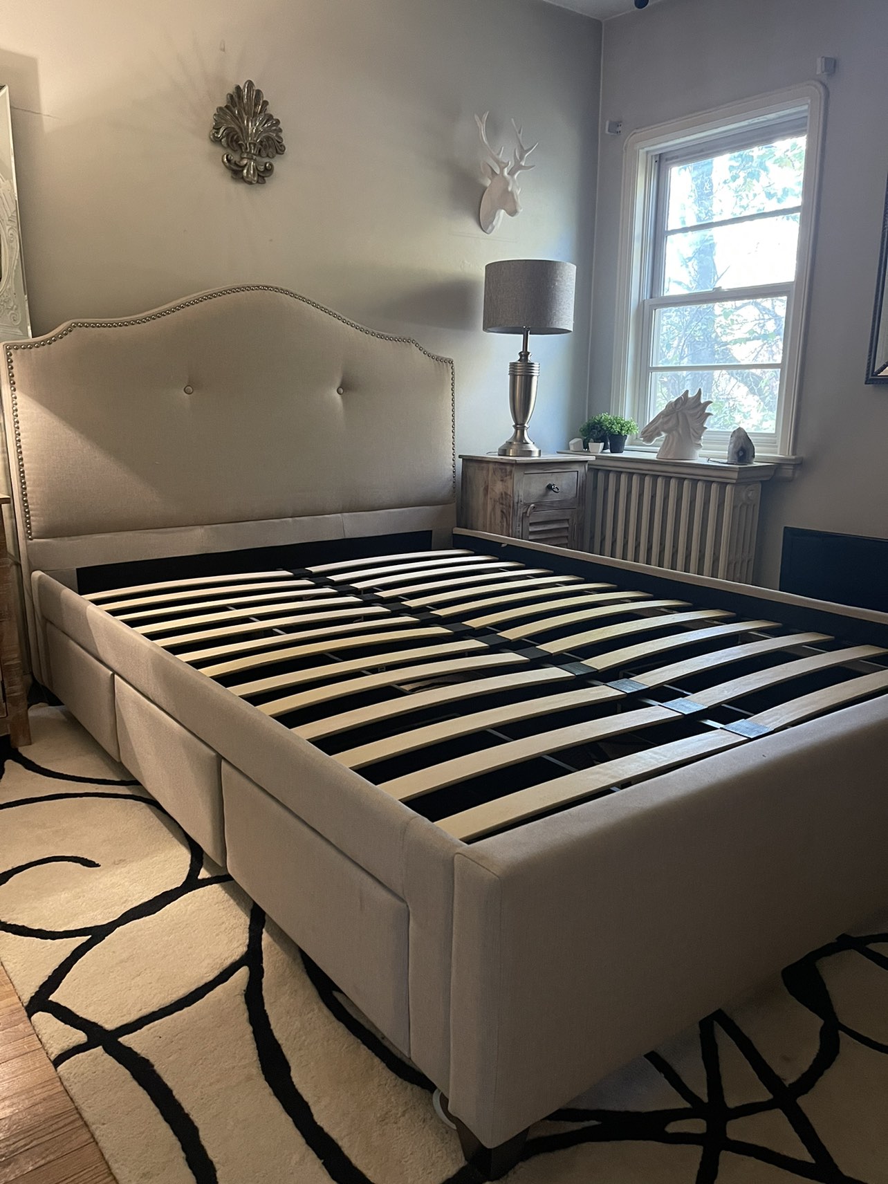 Queen Upholstered Storage Bed ❄️ thumbnail