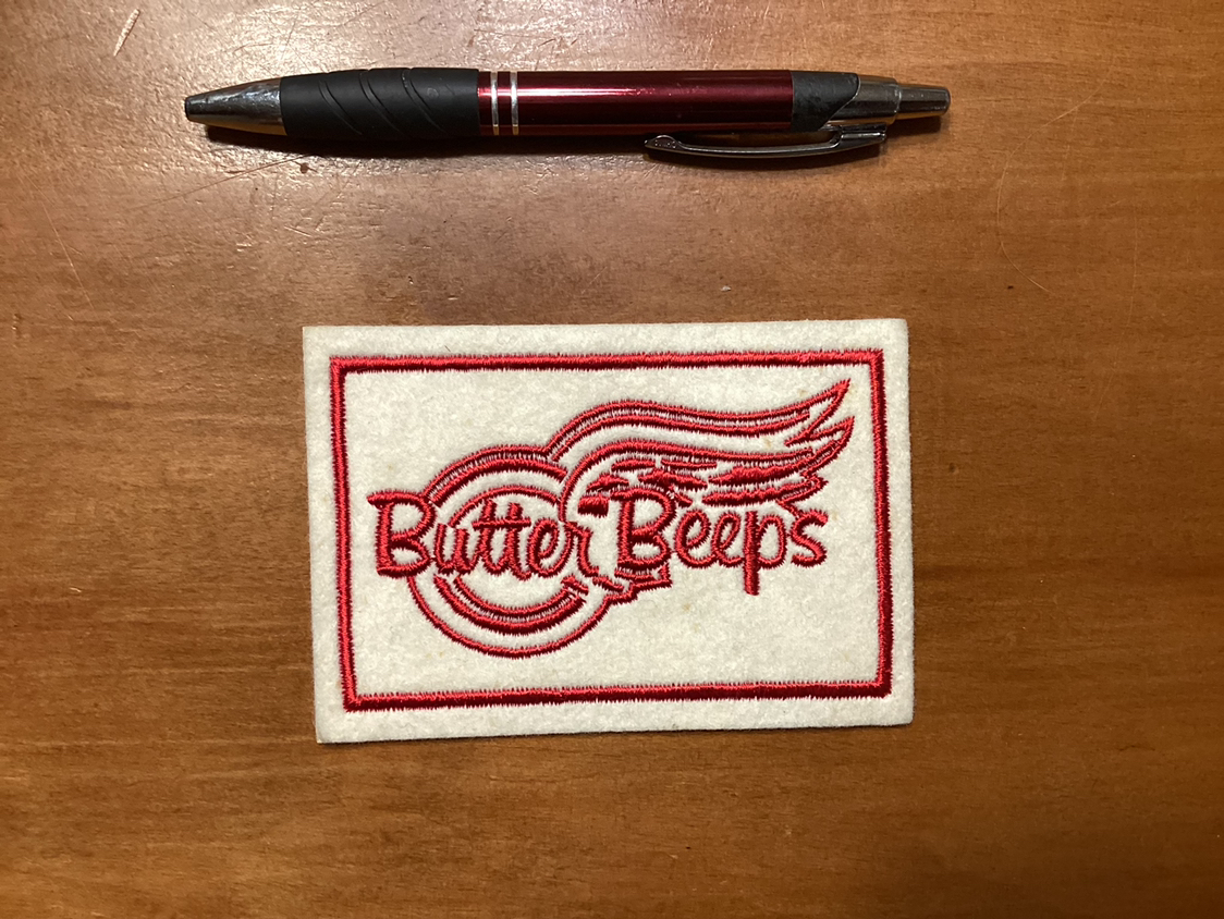Vintage TORONTO RED WINGS BUTTER BEEPS HOCKEY crest