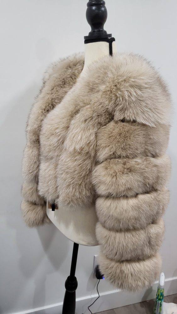 fur coat - photo 2