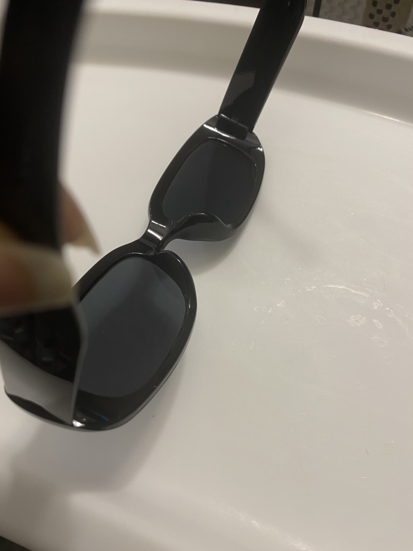 Sunglasses - photo 3