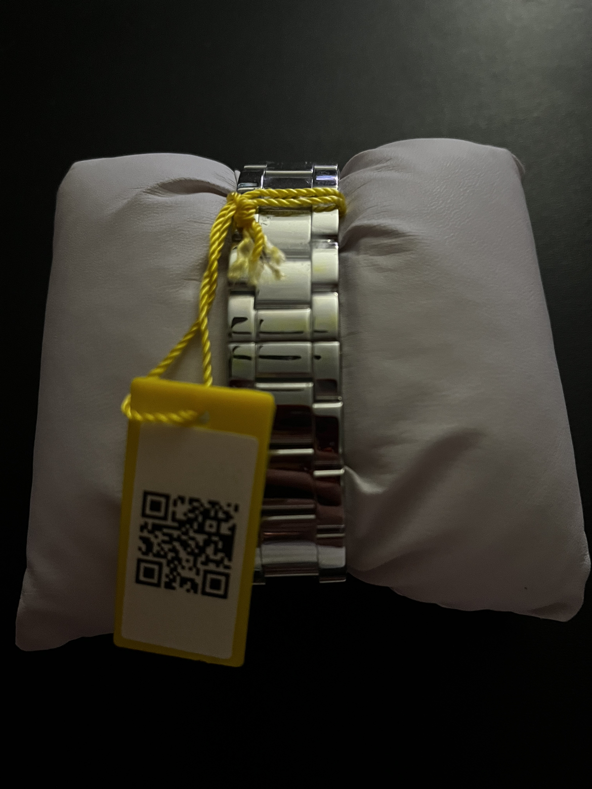 Brand new boxed Invicta, women’s watch image indicator(4)