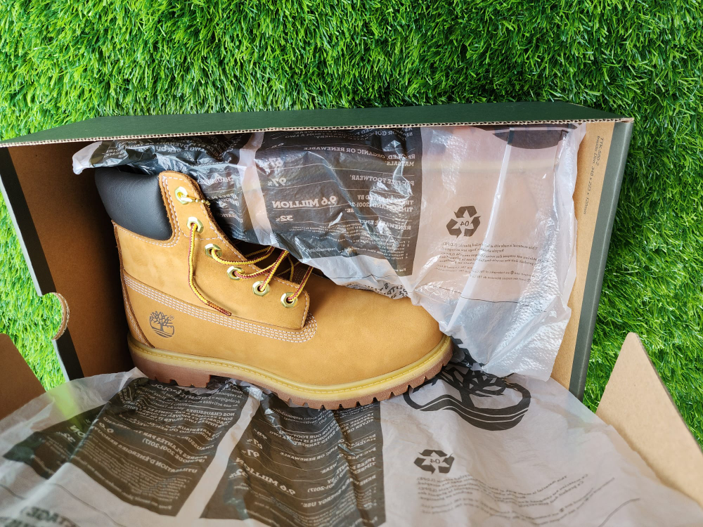 Timberland premium 6 Inch waterproof boots (wheat nubuck) thumbnail