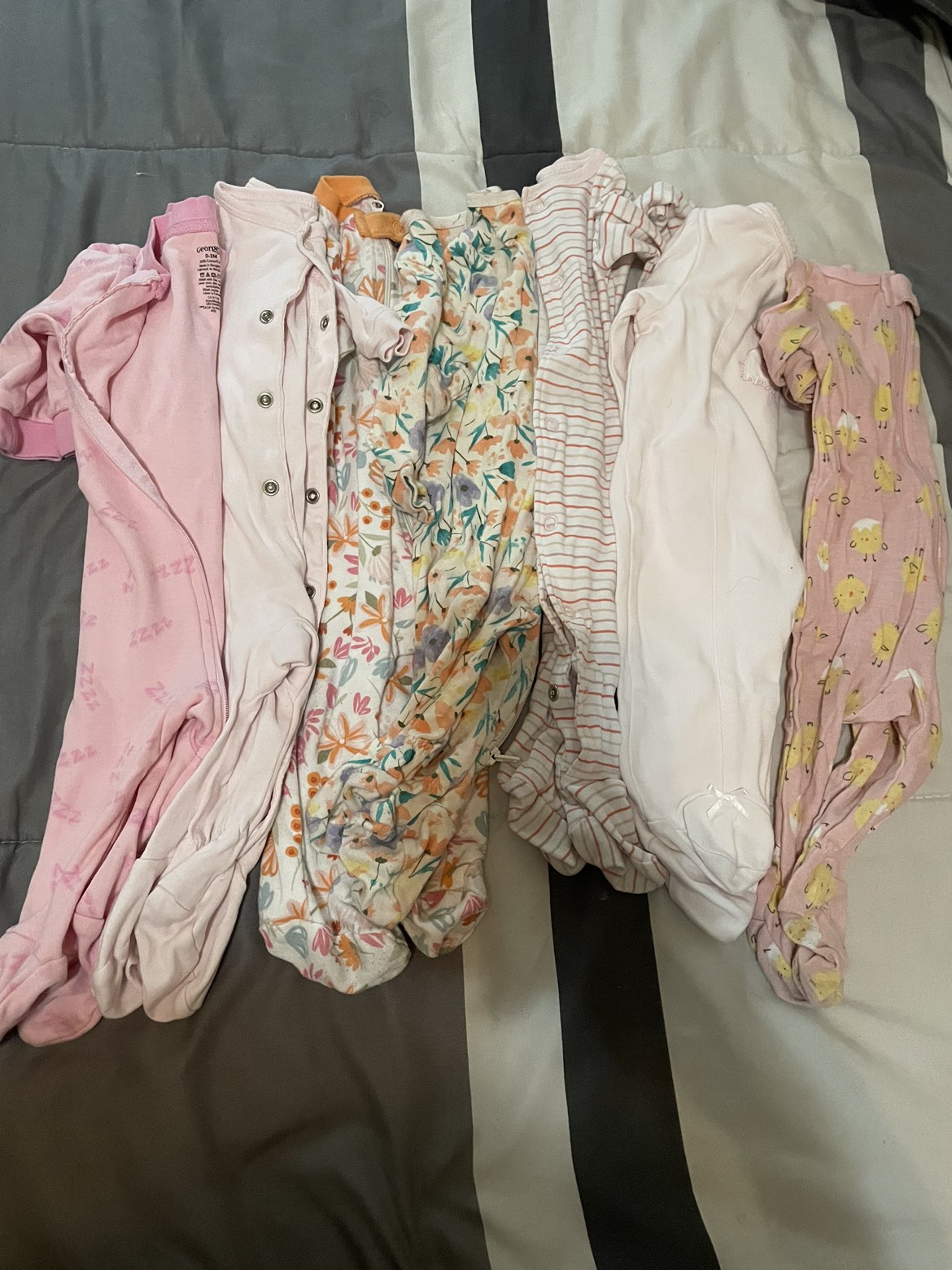 O-3 month Baby girl sleepers thumbnail