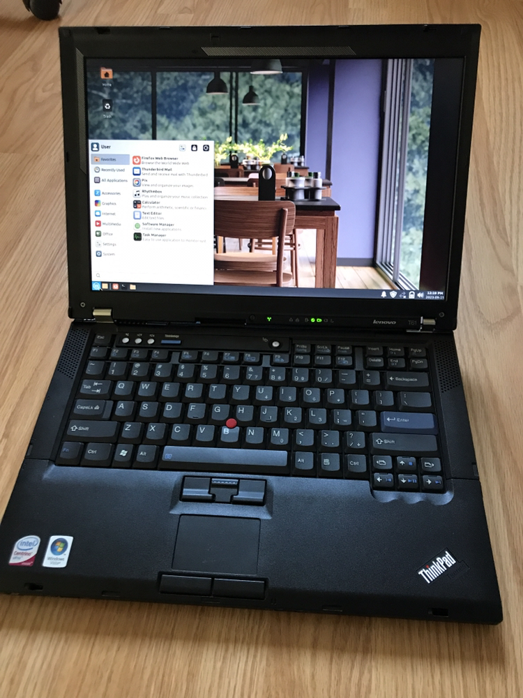 Linux Laptop - Lenovo Thinkpad T61 image indicator(5)