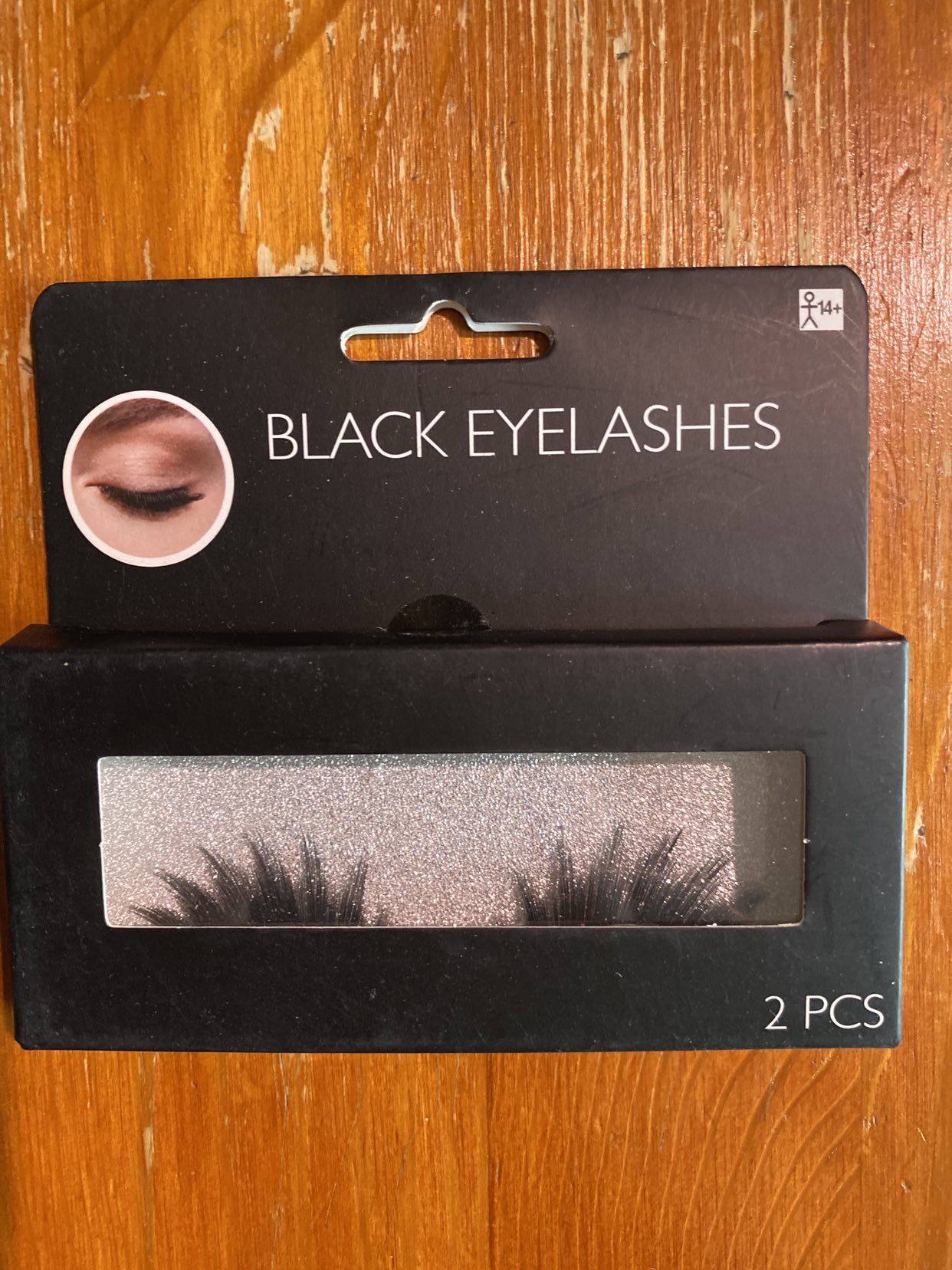 Black eyelashes