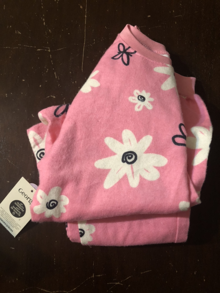 Girls pajamas size 4-5 and size 6 #freecycle