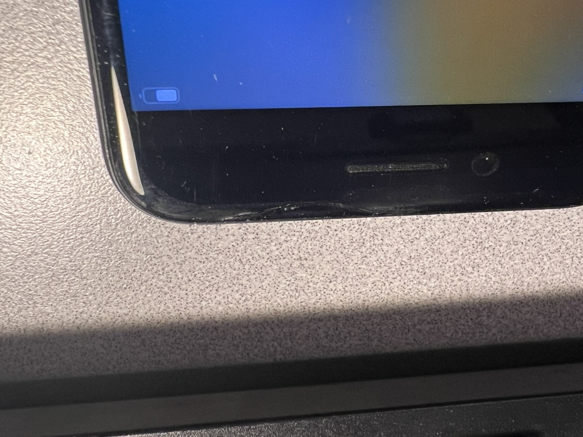 iPhone 7 unlocked #SellingSpree image indicator(4)