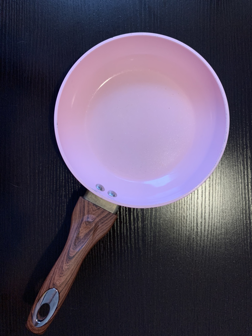 Small frying pan thumbnail