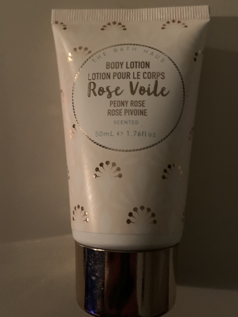 Rose Viole Body Lotion never used thumbnail