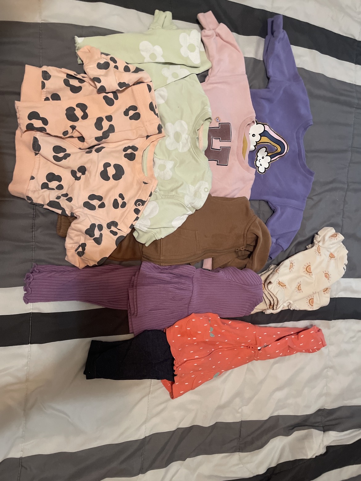 BABY GIRL CLOTHES LOT