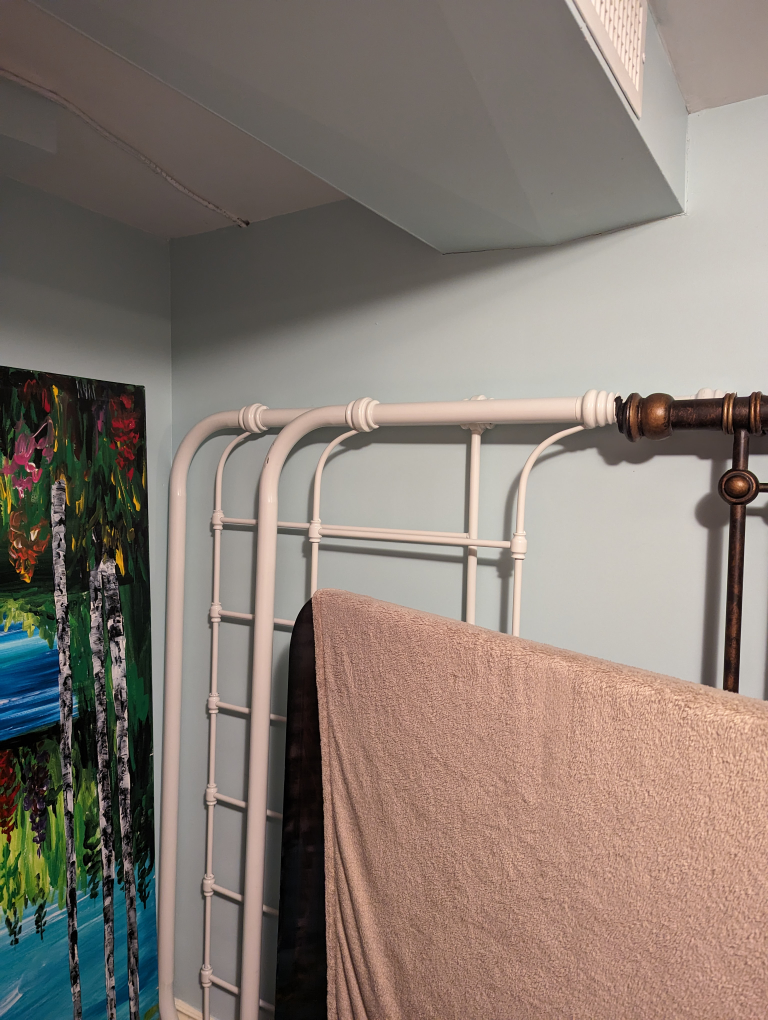 Metal Bed Frame image indicator(2)