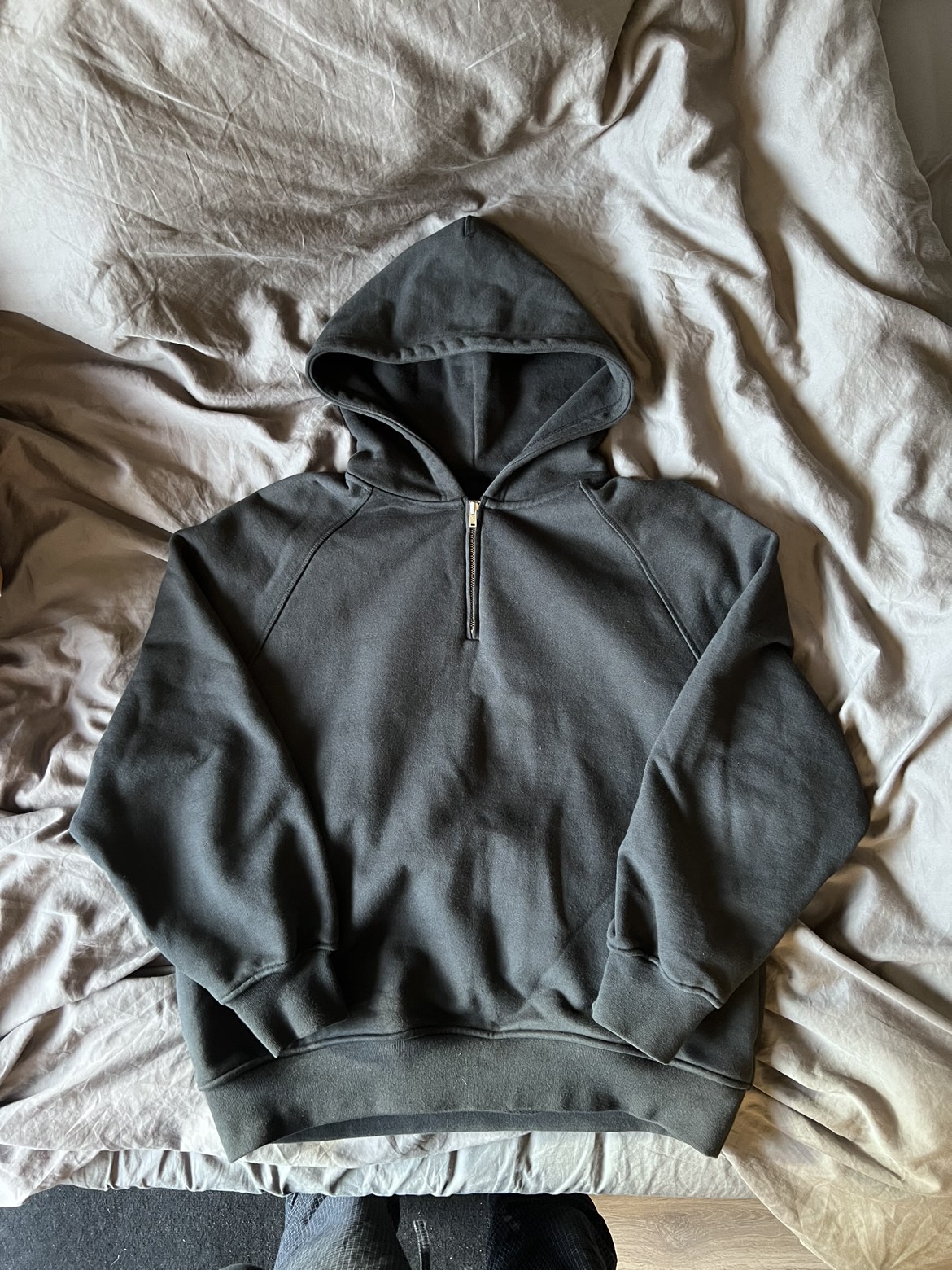 Men’s hoodie quarter zip black thumbnail