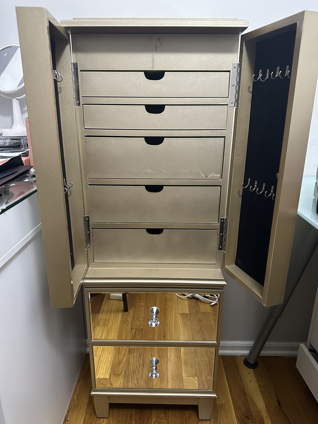 Jewelry Armoire with Mirror image indicator(3)