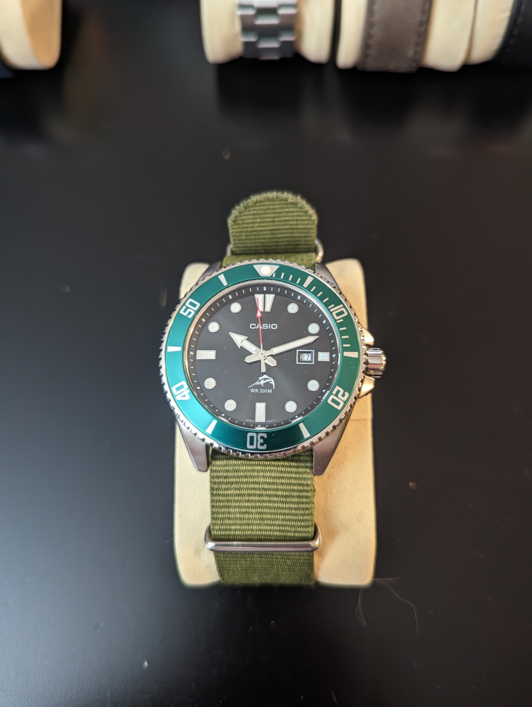 Casio MDV-106 Men's watch Classic green