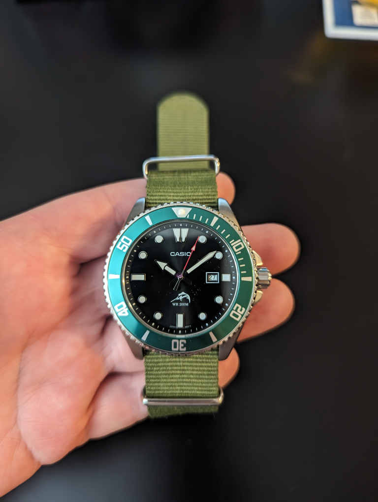 Casio MDV-106 Men's watch Classic green - photo 3