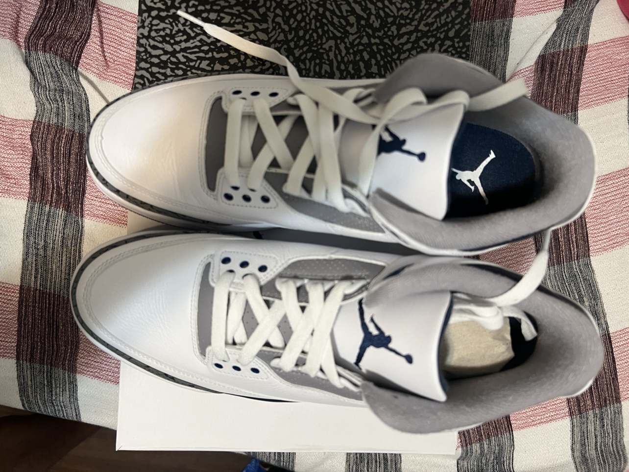 Jordan Retro 3 Men's • Cement Gray/Midnight Navy/White - photo 3