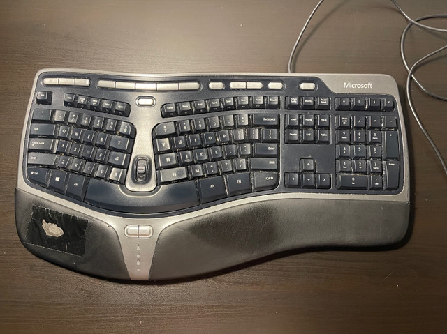 Microsoft ergonomic keyboard 4000 wired #freecycle image indicator(2)
