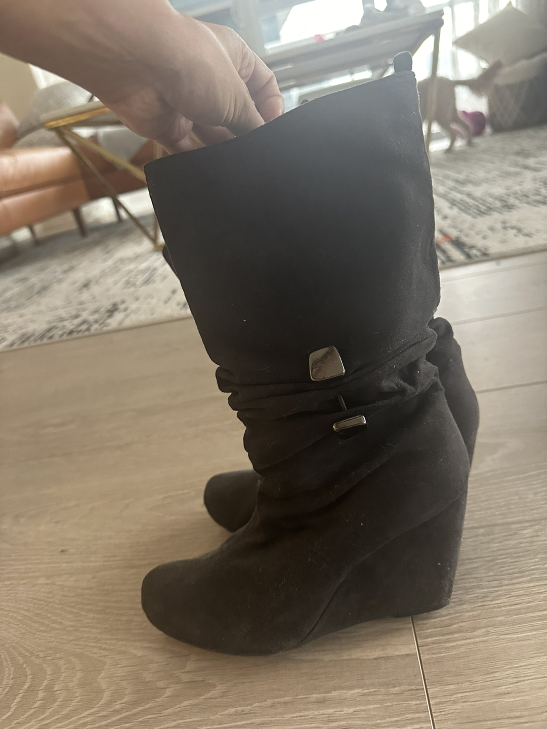 Free boots - photo 2