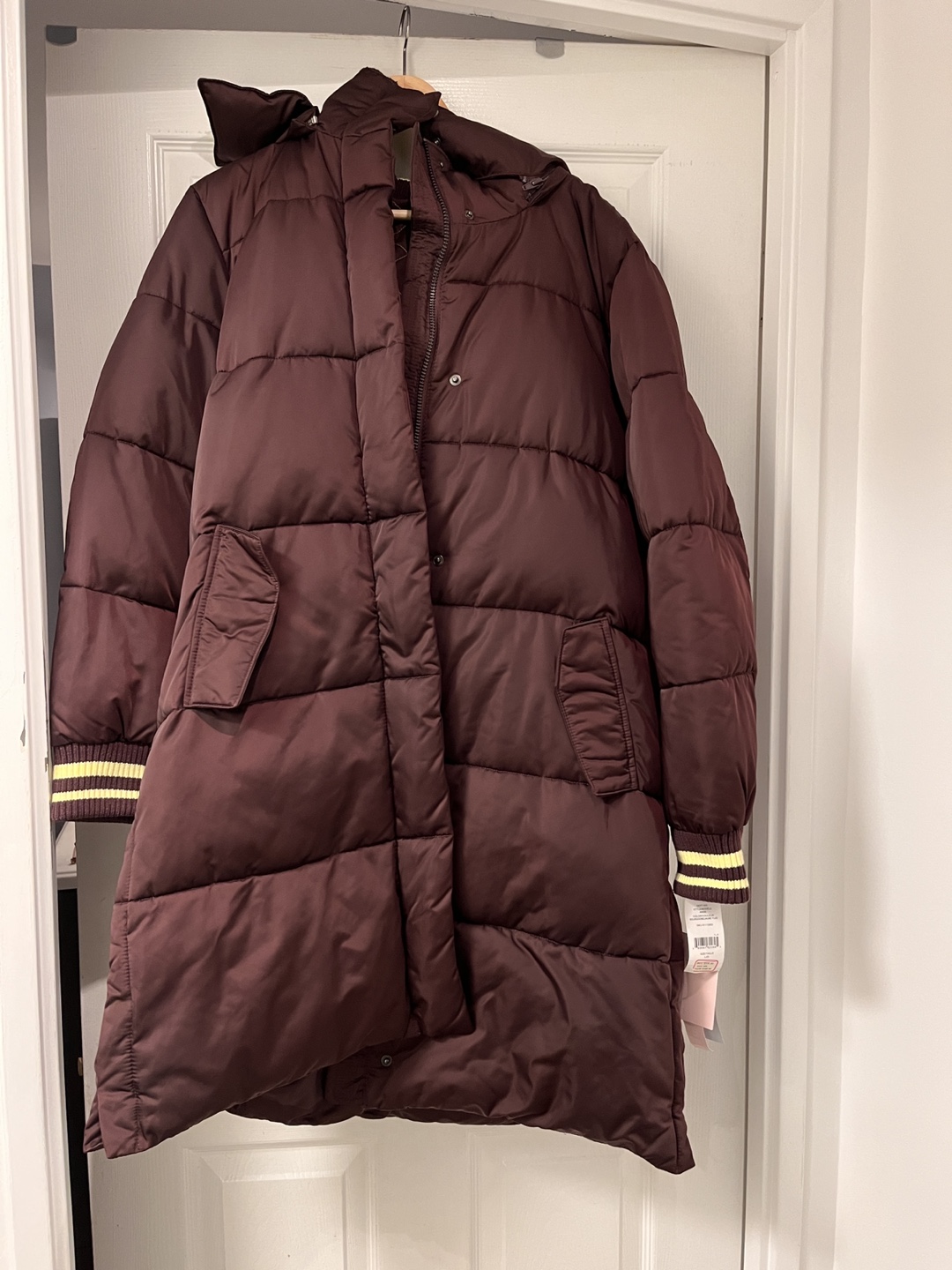 NEW winter coat 🎁 thumbnail