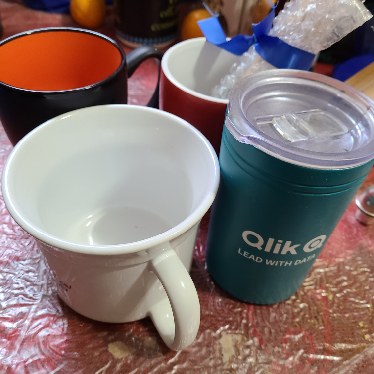FREE 4 mugs thumbnail